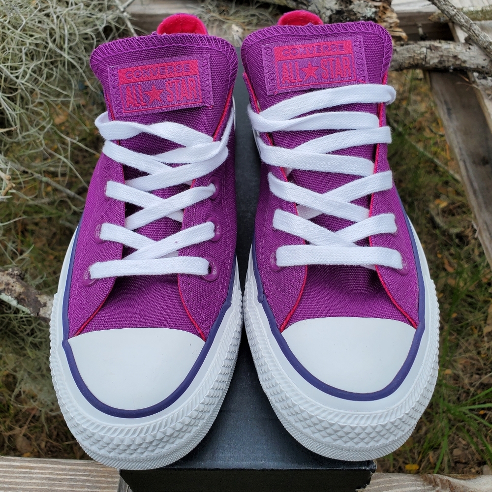 Converse All Star Ox Icon Sneakers (5.5) Violet/Pink